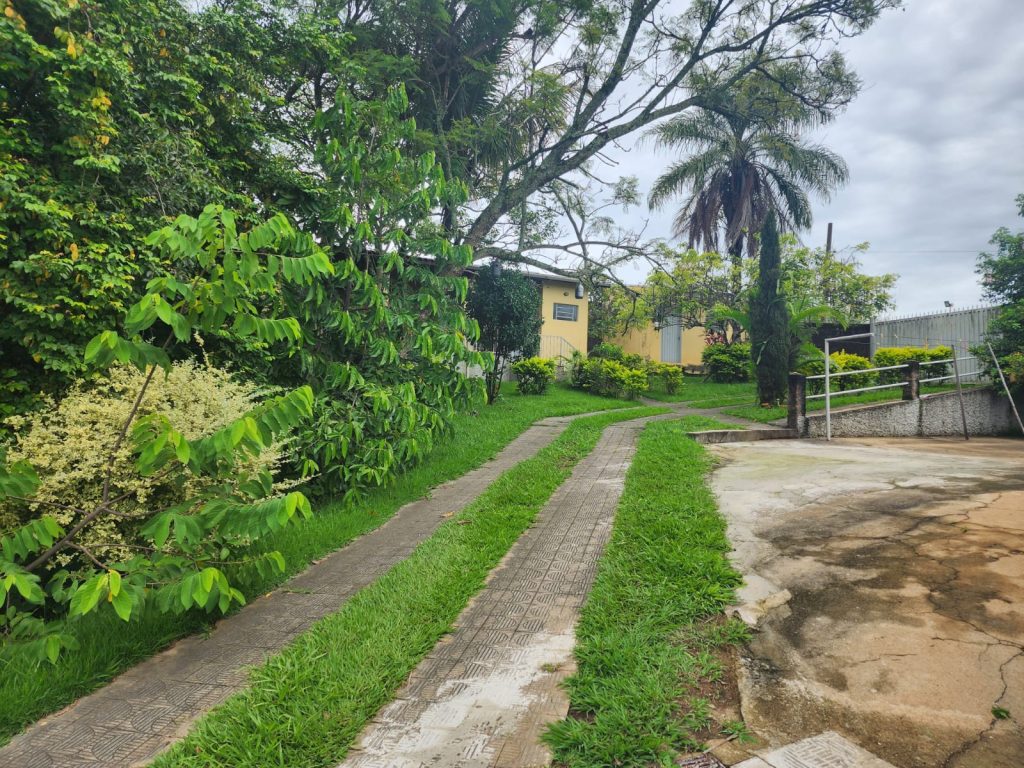 Chácara à Venda dentro da cidade