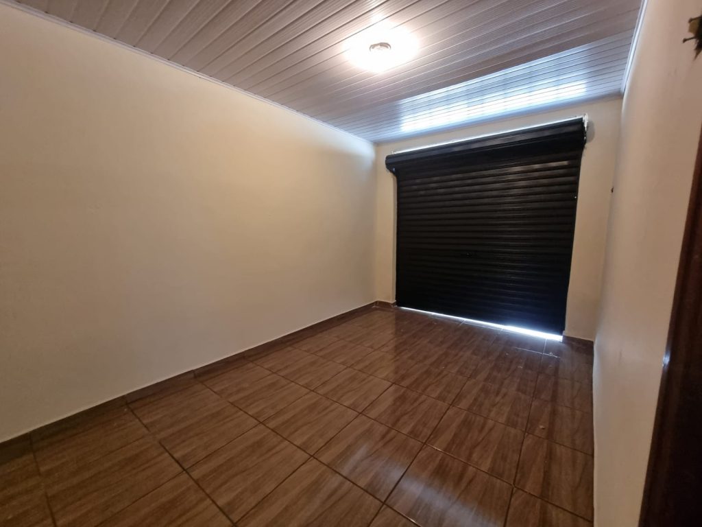 Venda  Residencial/Comercial na Vila Bancária