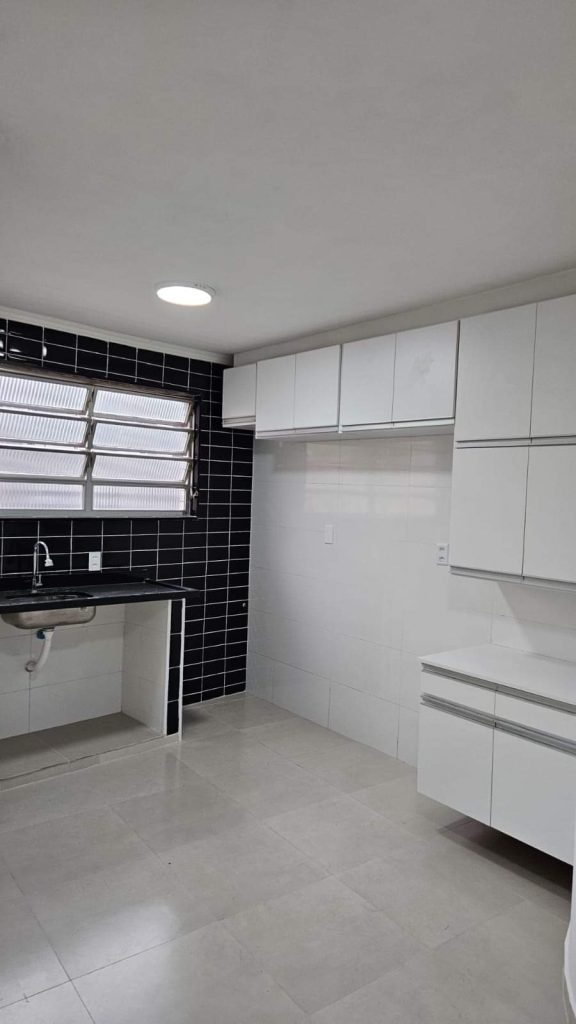 Apartamento reformado em Santos