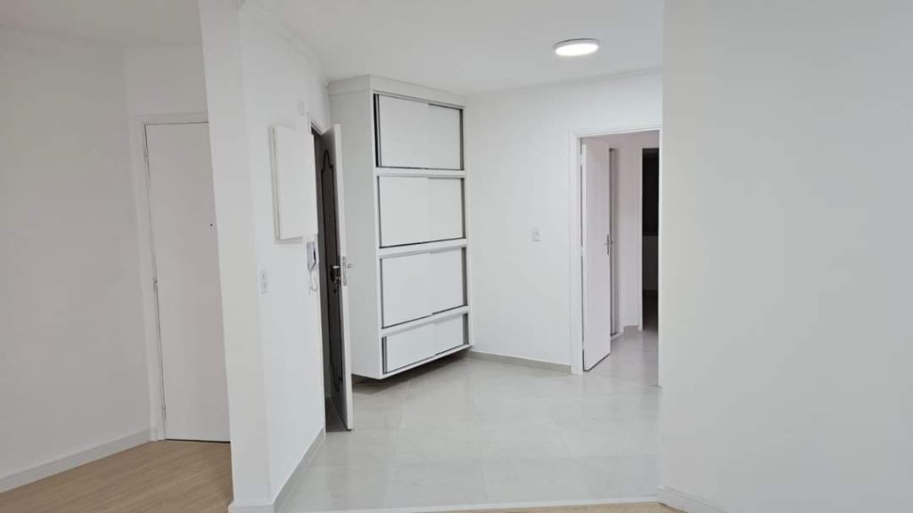 Apartamento reformado em Santos