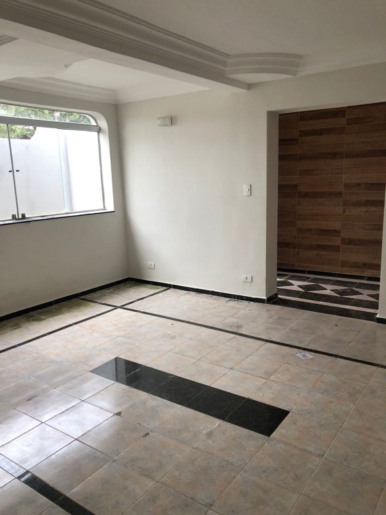 Locação – casa com 3 suítes – Nova São João