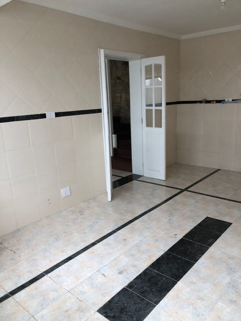 Locação – casa com 3 suítes – Nova São João