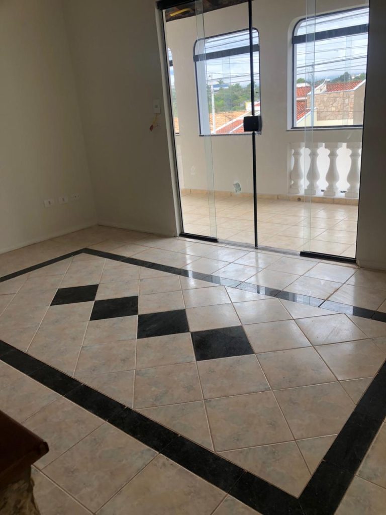 Locação – casa com 3 suítes – Nova São João