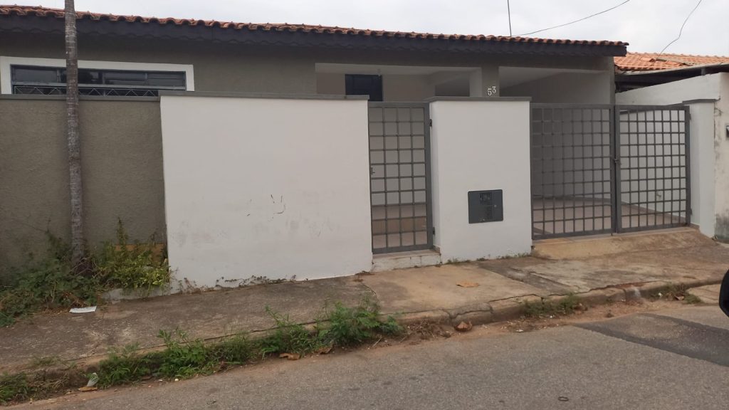 Casa a Venda no Jd. Crepúsculo