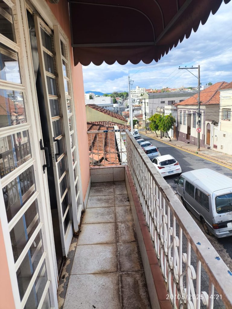 Casa para Locação ou Venda – Central