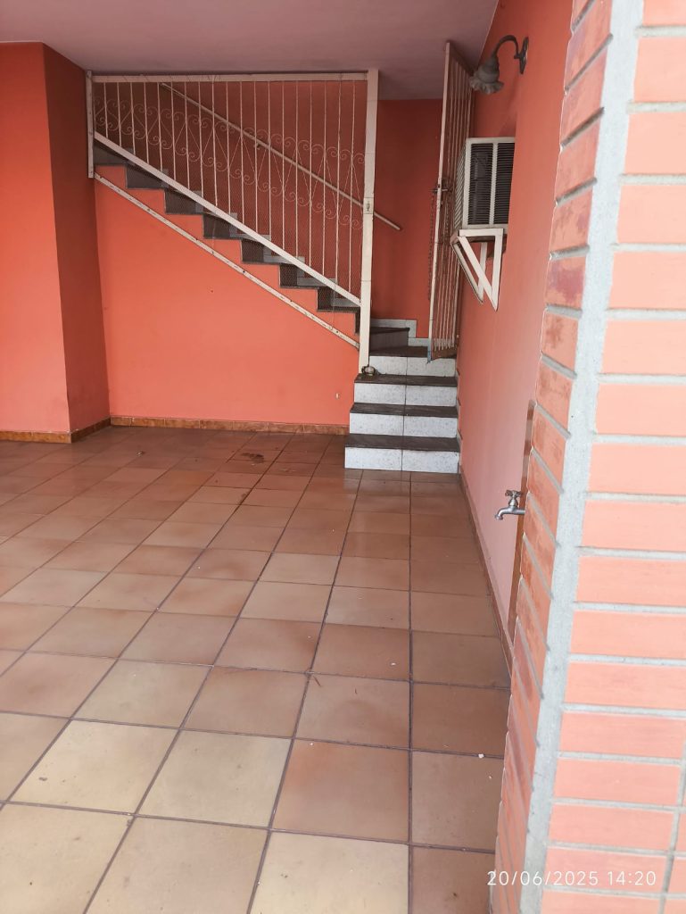 Casa para Locação ou Venda – Central