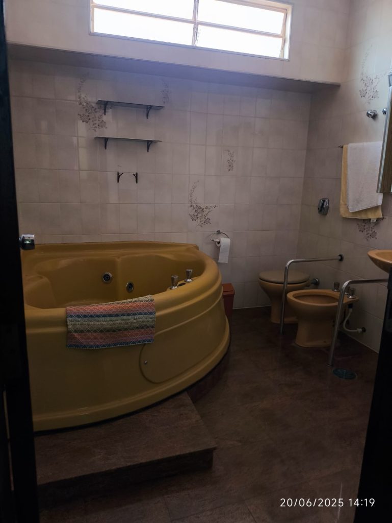 Casa para Locação ou Venda – Central