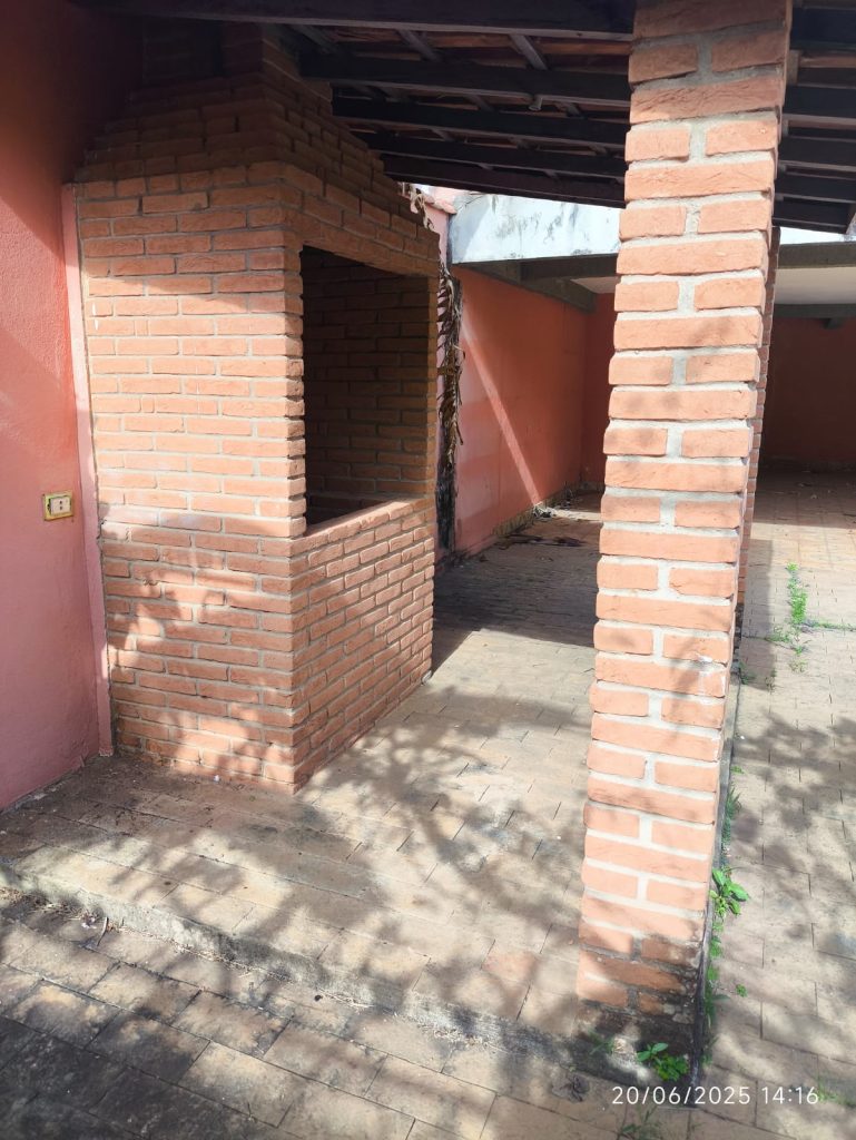 Casa para Locação ou Venda – Central