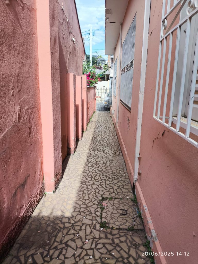 Casa para Locação ou Venda – Central